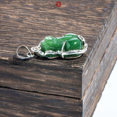 Mặt Tỳ Hưu Ngọc Bích cẩn Bạc Thái