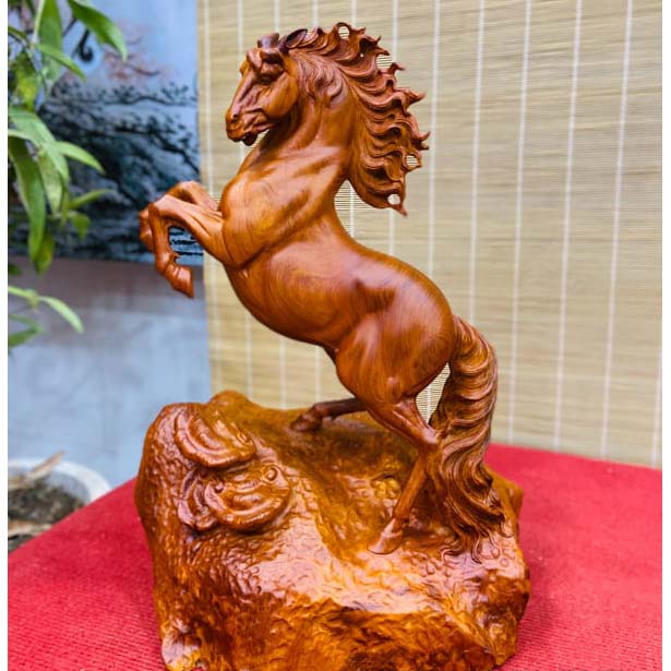 Tượng Ngựa Gỗ Đục Tay Để Bàn 