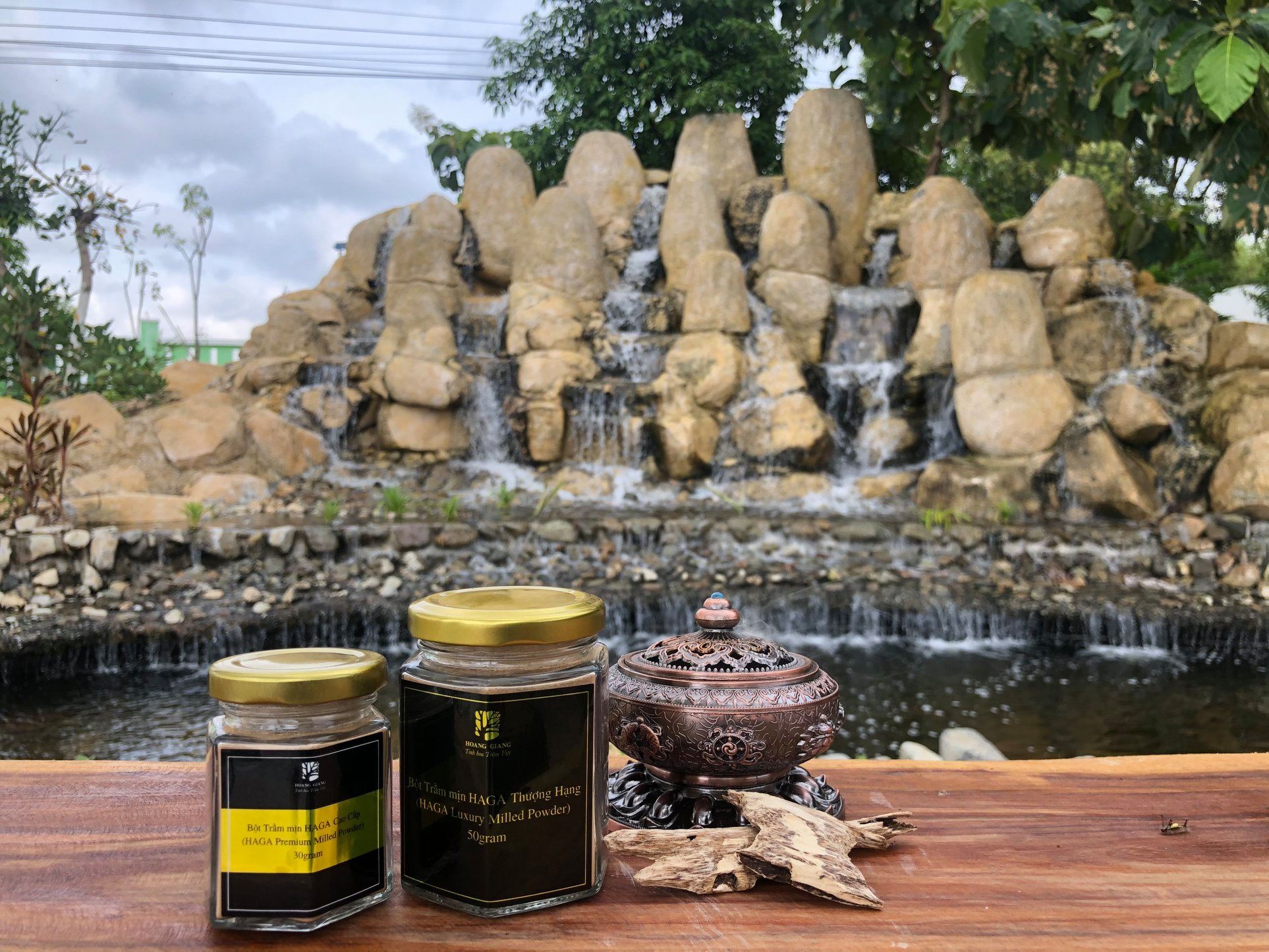 Bột trầm HAGA thượng hạng