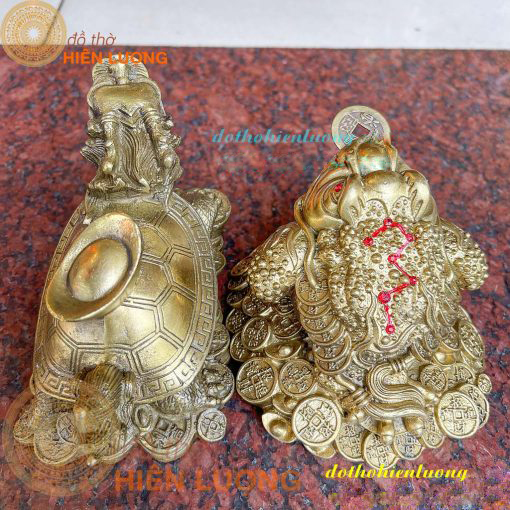Cóc Ngậm Tiền Long Quy Để Bàn Thờ
