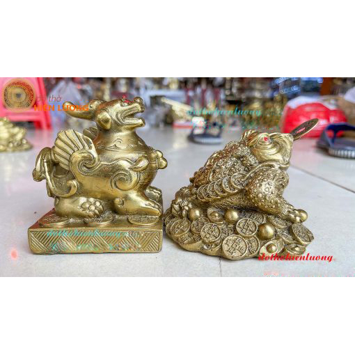 Cóc Ngậm Tiền-Tỳ Hưu Để Bàn Thờ Thần Tài