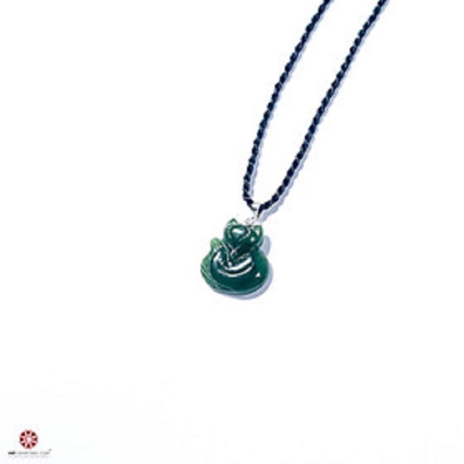 Mặt dây chuyền hồ ly ngọc bích 