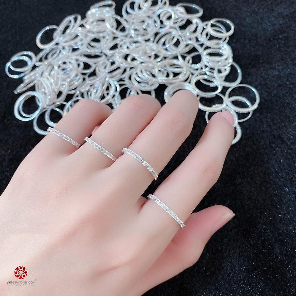 Nhẫn bạc ta 95%-đính đá nguyên chiếc