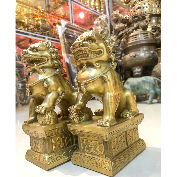 Đôi Nghê Ngồi Bệ Bằng Đồng