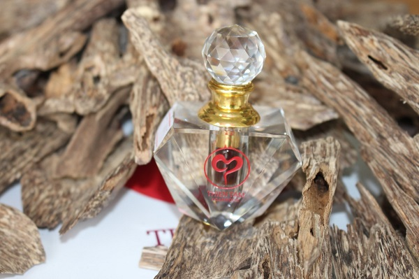 Tinh dầu trầm hương