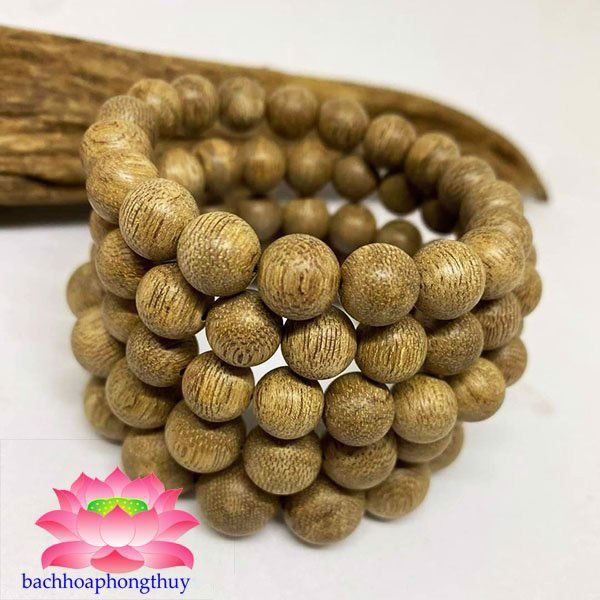 Vòng tay 108 hạt trầm Quảng Bình