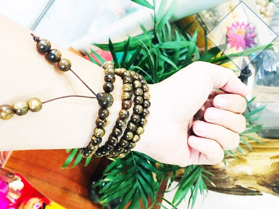 Vòng tay trầm tốc 108 hạt 6 li