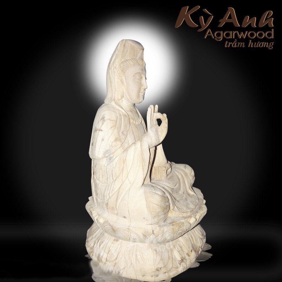 Tượng Phật Long Não TPLN-04