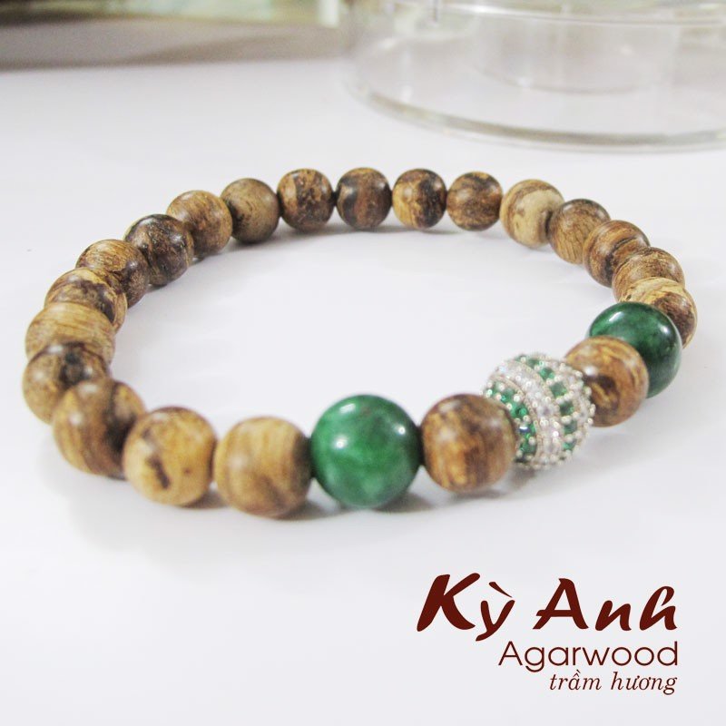 Vòng Tay Trầm Hương 8mm- VHT019
