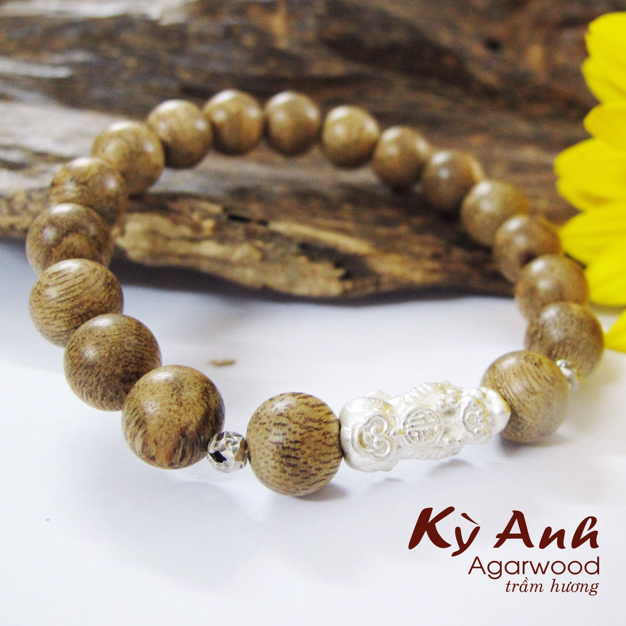 Vòng tay trầm mix tỳ hưu bạc-VHT005