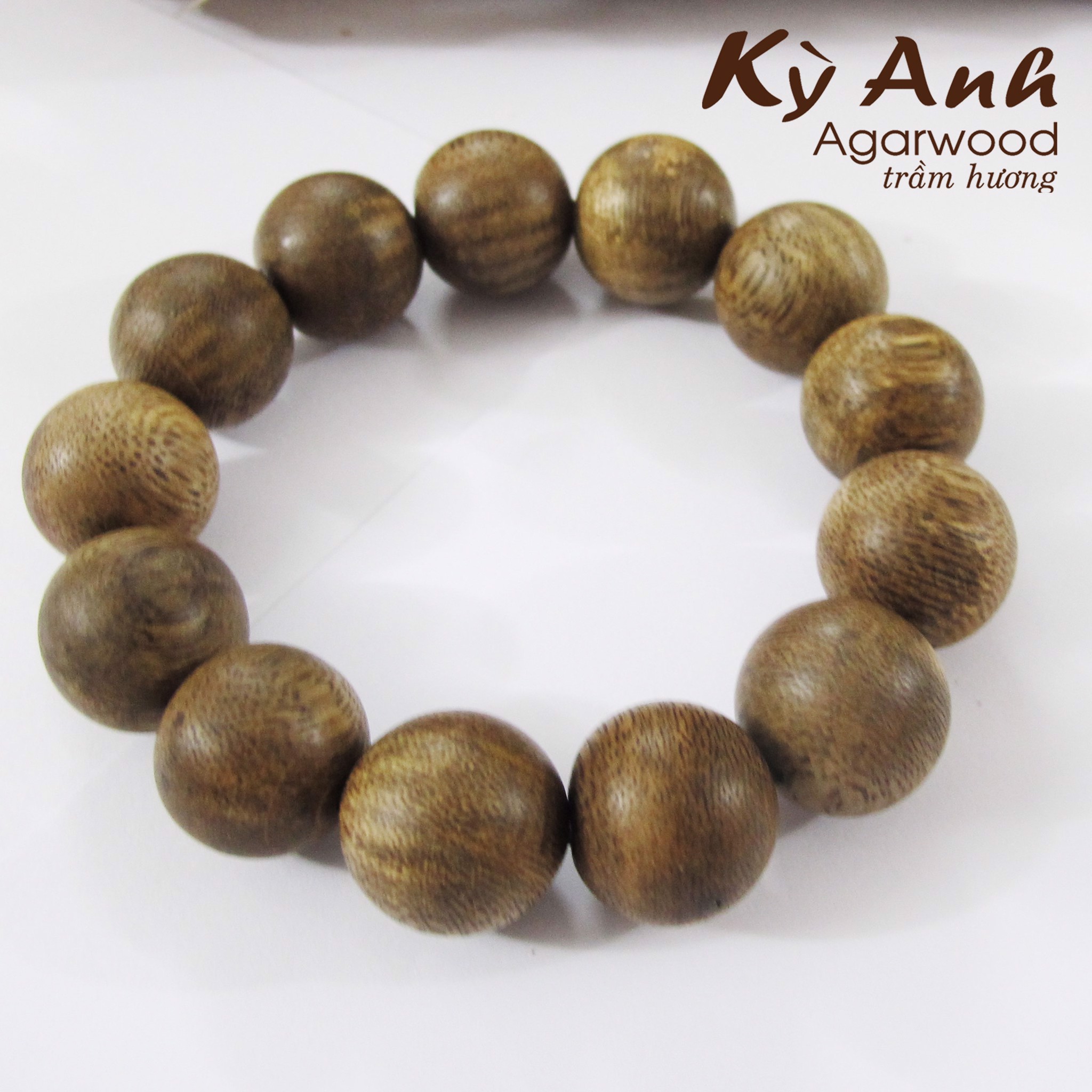Vòng Tay Trầm Hương Lào 18ly VTH-187