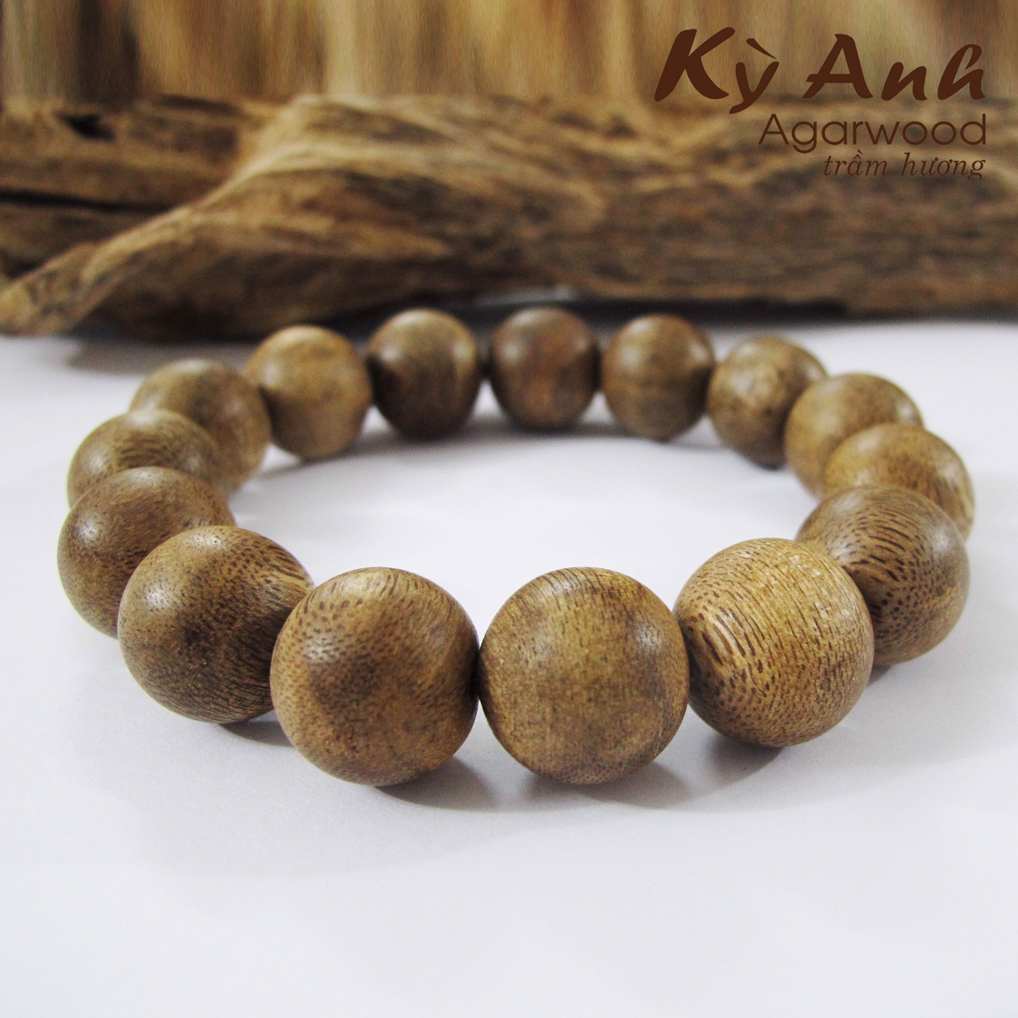 Vòng Tay Trầm Hương Lào 16ly VTH-186