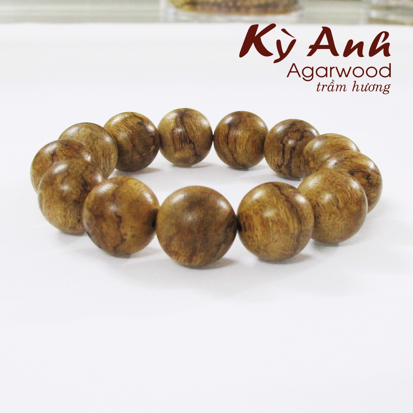 Vòng Tay Trầm Banh Đỏ 18ly- VHT190