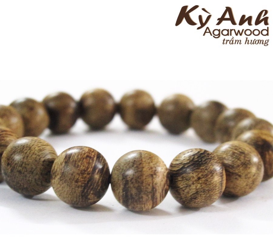 Vòng Tay Trầm Hương VHT168