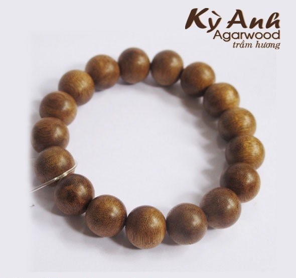 Vòng Tay Trầm Hương VHT136