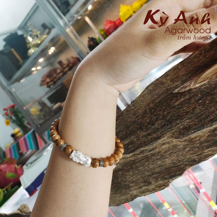 Vòng Tay Trầm Mix Tỳ Hưu Bạc- VHT004