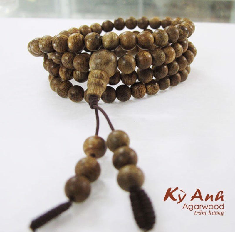 Chuỗi Trầm Hương 108 Hạt 6mm - C40