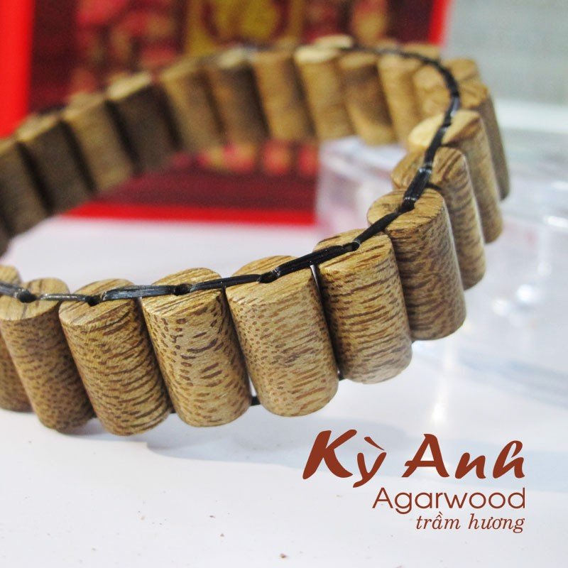 Vòng Tay Lắc Bản Trầm Hương-VHT055