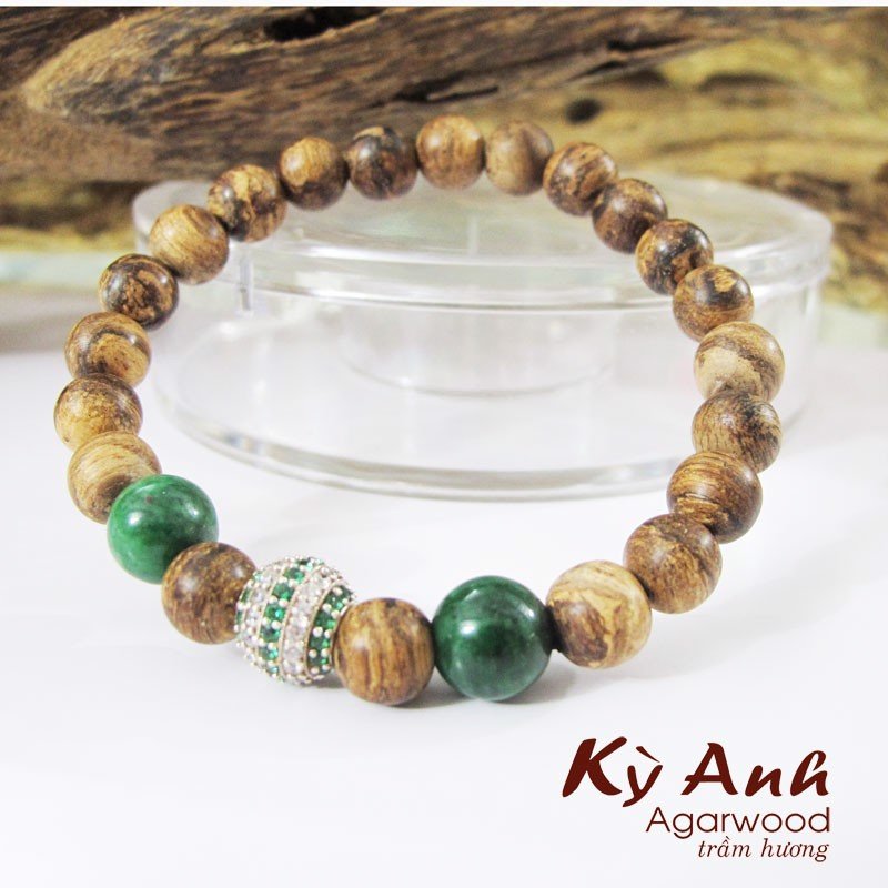 Vòng Tay Trầm Hương 8mm- VHT019