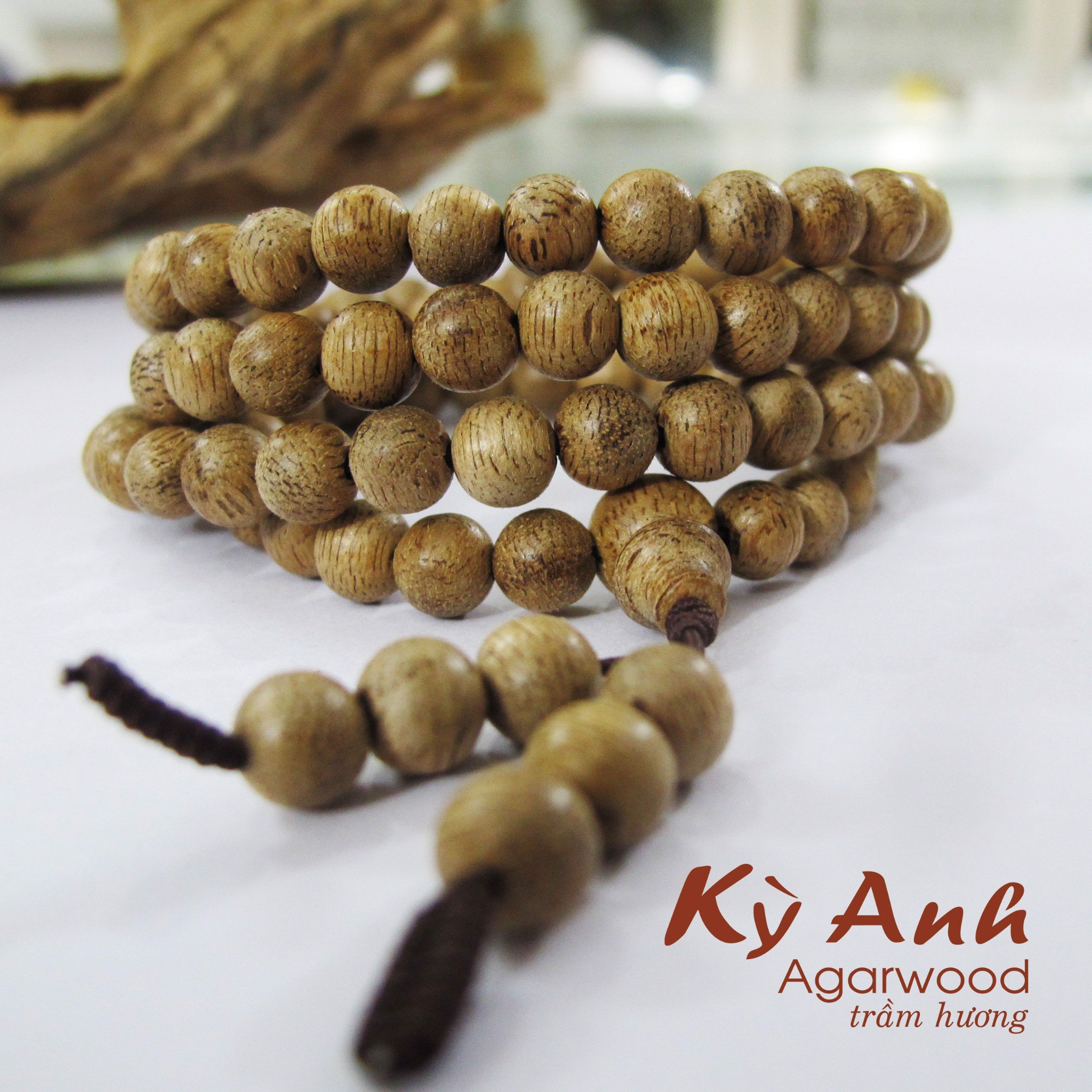 Chuỗi Hạt Trầm Hương 108 Hạt 6mm- C10