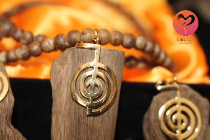 Mặt dây chuyền 002 - MDC002