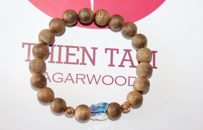 Vòng tay trầm hương nữ 8li