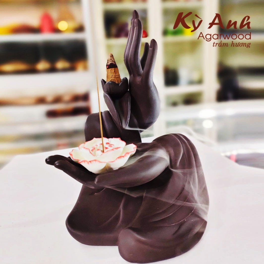 Thác Khói Hình Bàn Tay DCN077