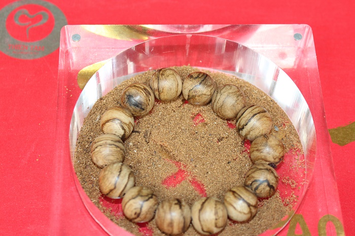 Vòng tay trầm hương thiên nhiên