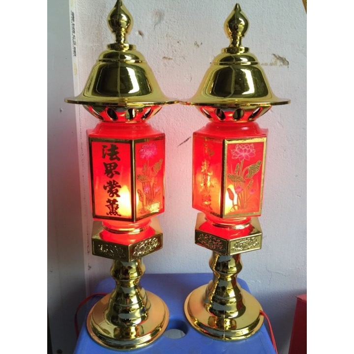 Đèn Thờ Tháp Thủy Tinh (1 Đôi) 32 cm