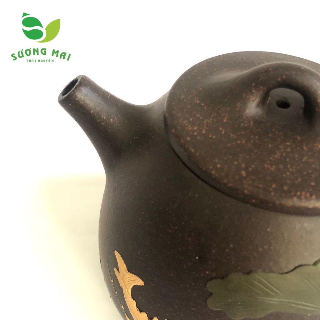 Ấm tử sa Sen Cá hắc kim sa-SP012854