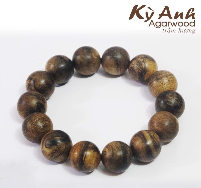 Vòng Tay Trầm 18 Ly Indo VTH-174