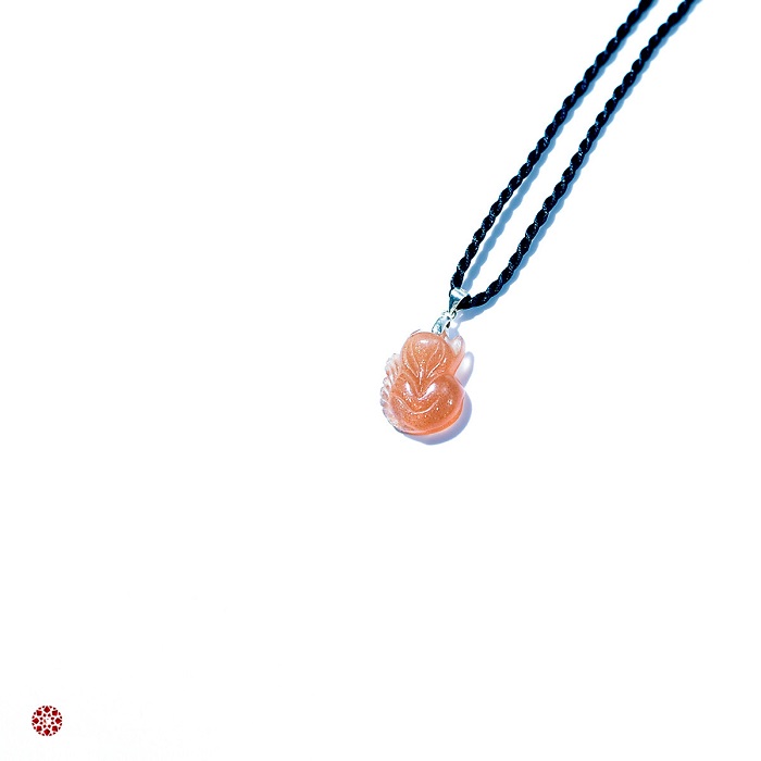 Mặt dây chuyền Hồ Ly đá Mặt Trời Đỏ