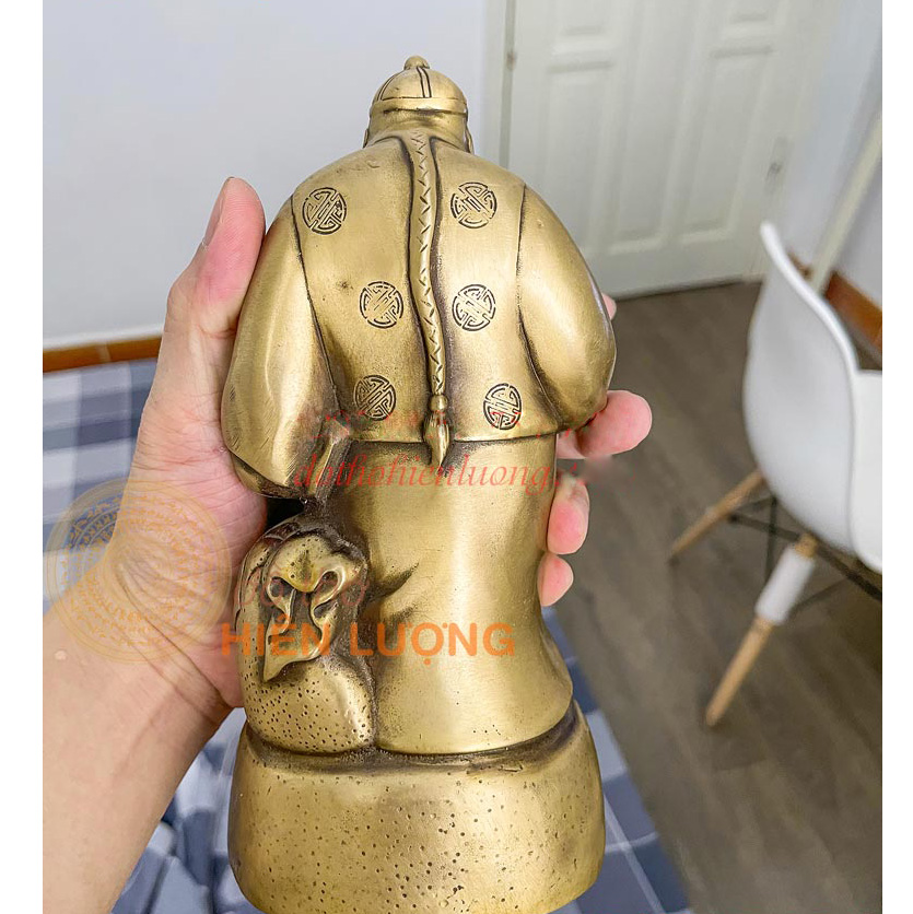 Lão Quản Gia Bằng Đồng Phong Thủy