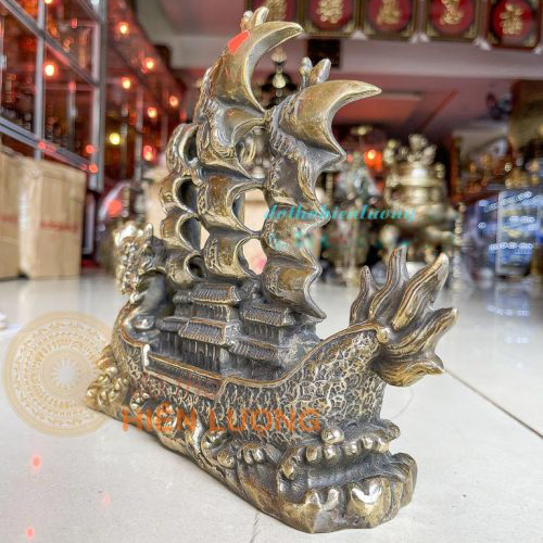 Thuyền Đầu Rồng Giả Cổ