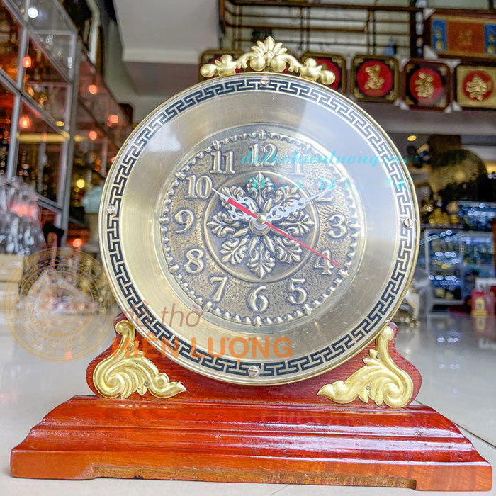 Quà Tặng Đồng Hồ Bằng Đồng Mẫu 3