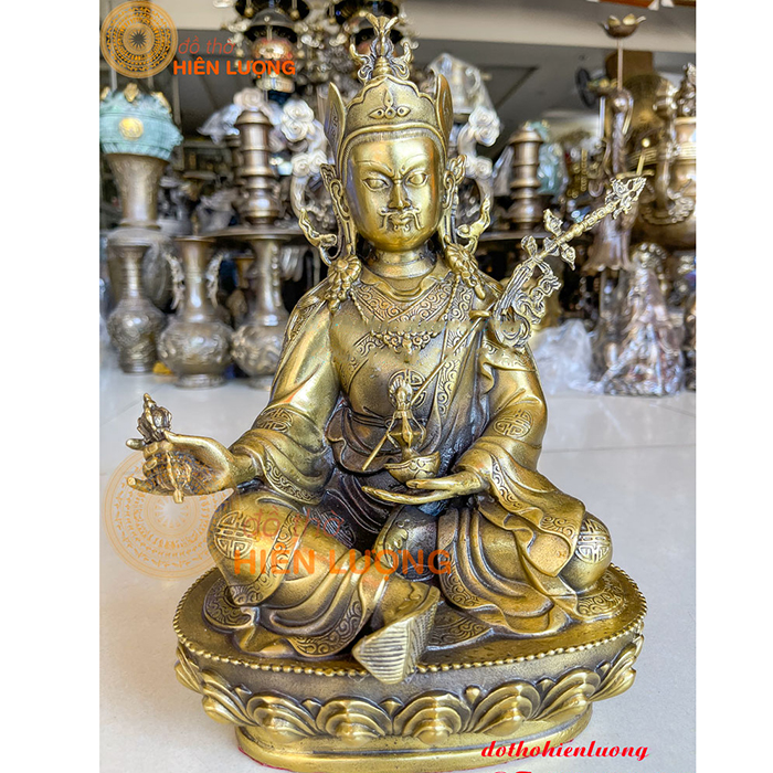 Tượng Liên Hoa Sinh Bằng Đồng