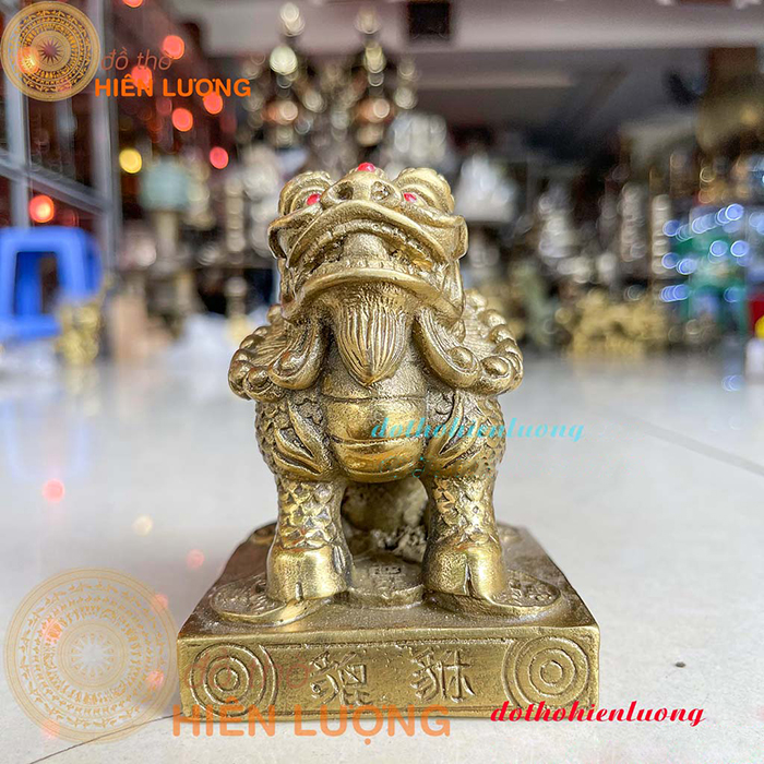 Kì Lân Ngồi Bệ Vuông Phong Thủy