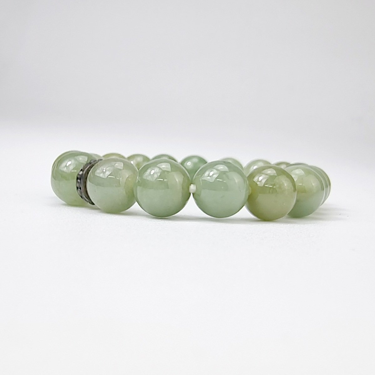 2110133 Trang sức phong thủy hộ mệnh CTjade vòng tay đá Cẩm thạch thiên nhiên