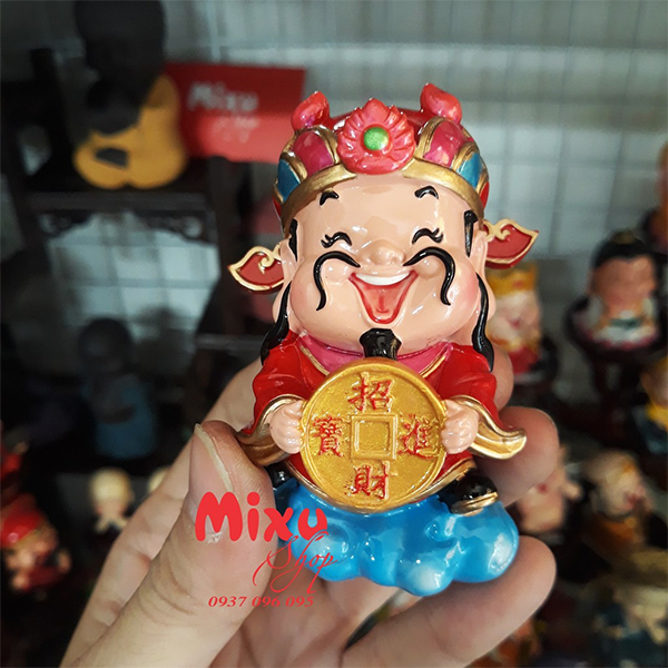 Tượng chibi Thần Tài cầm đồng tiền vàng 7.5cm