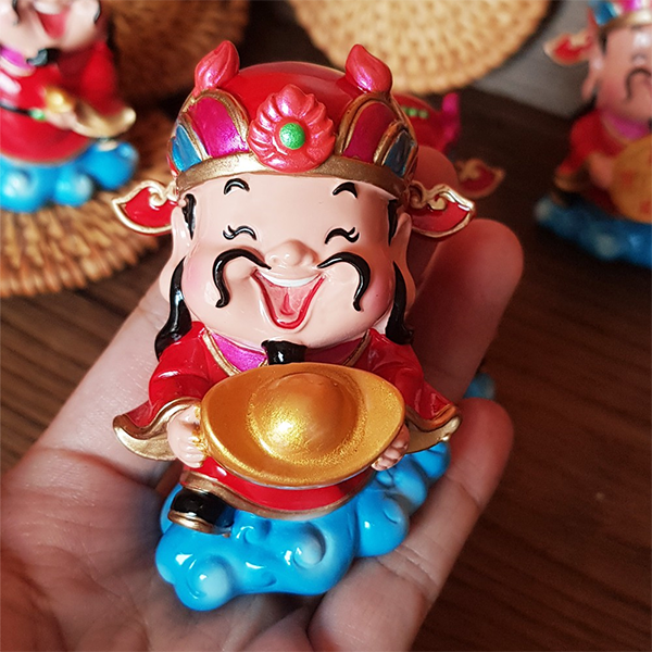 Tượng Chibi Thần Tài cầm thỏi vàng 7.5cm