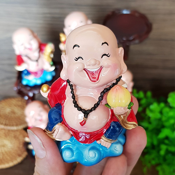 Tượng Chibi Di Lặc Cầm Trái Đào 7cm