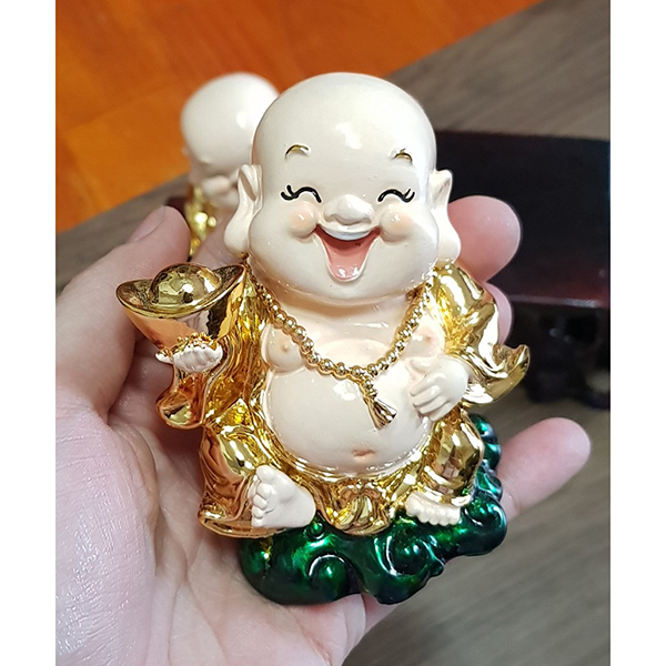 Tượng Di Lặc cầm thỏi vàng 9cm hàng Việt Nam