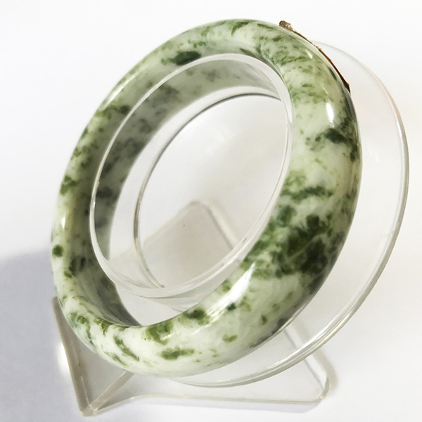 Vòng tay xanh ngọc đá Việt Nam 