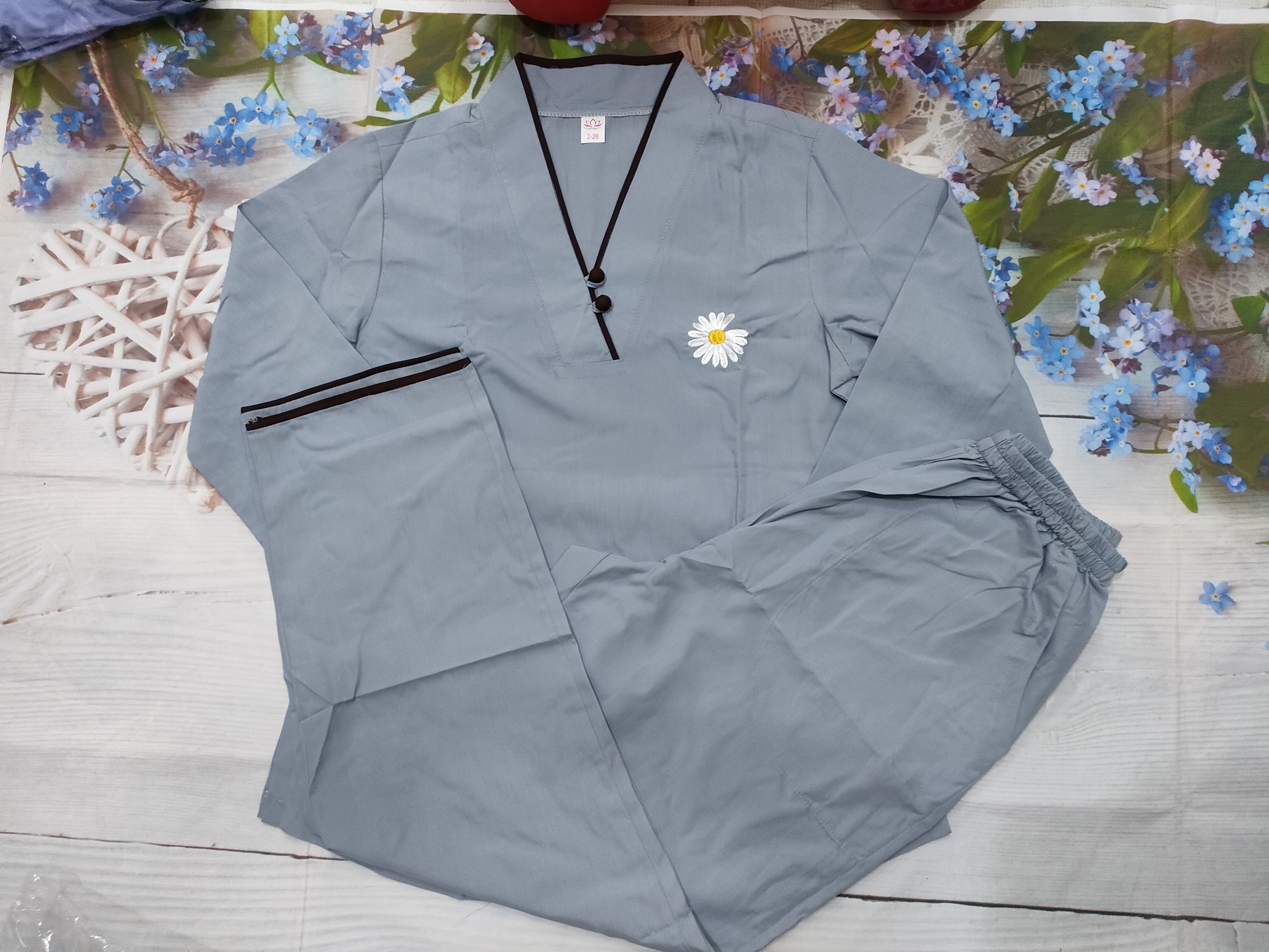 Đồ bộ nữ đi chùa,đồ lam mẫu hoa cúc họa my chất vải kate (lam)