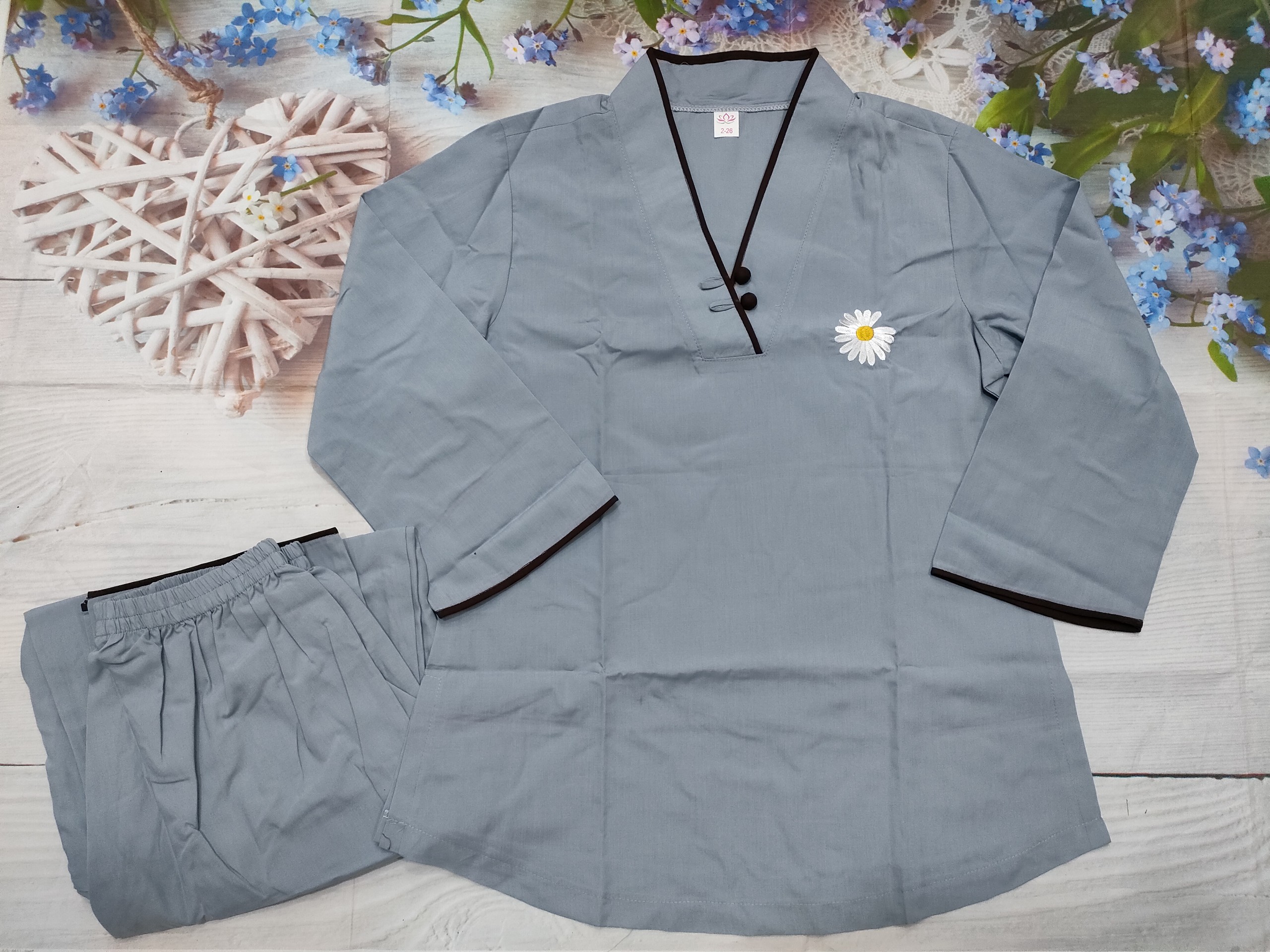 Đồ bộ nữ đi chùa,đồ lam mẫu hoa cúc họa my chất vải kate (lam)