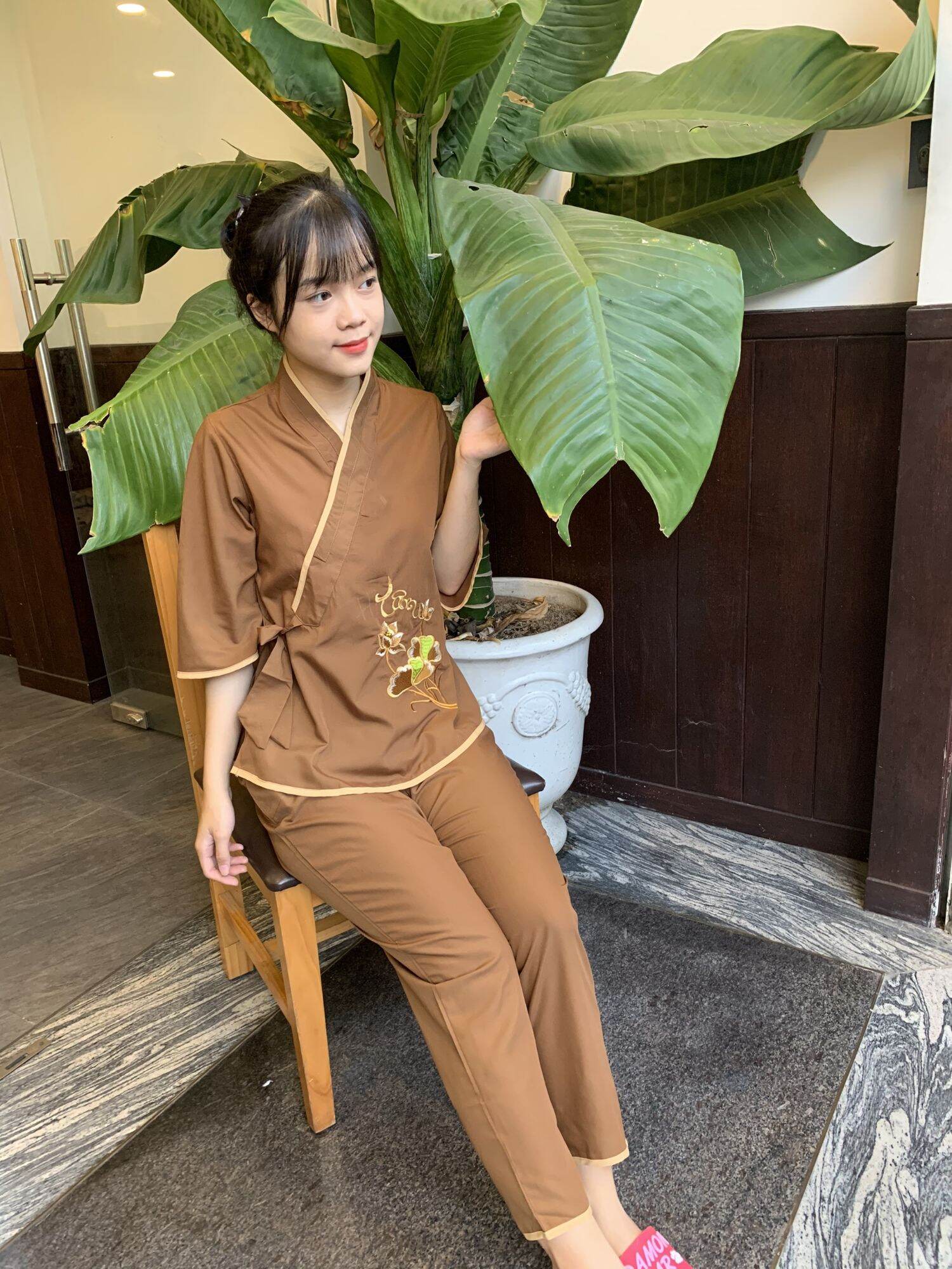 Đồ lam đi chùa chéo nơ thêu (bò)