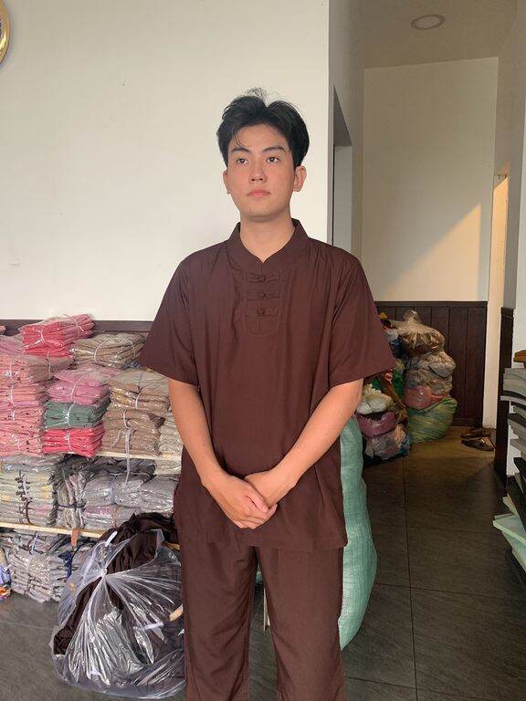 Bộ nam đi chùa vải kte cao cấp nam 3 nút (nâu)