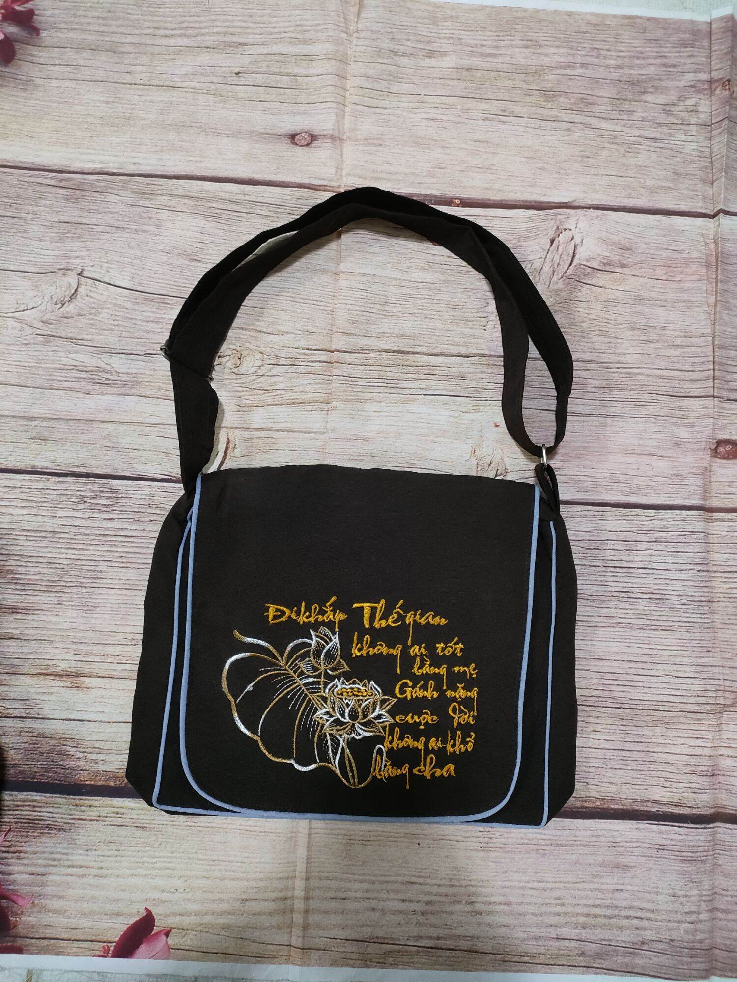 Túi vải đi chùa túi vải dây rút (nâu)