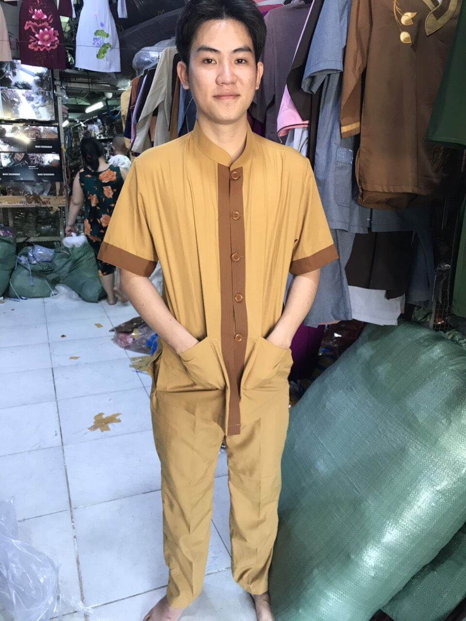 Đồ bộ nam Phật tử lãnh tụ phối nam (gừng)