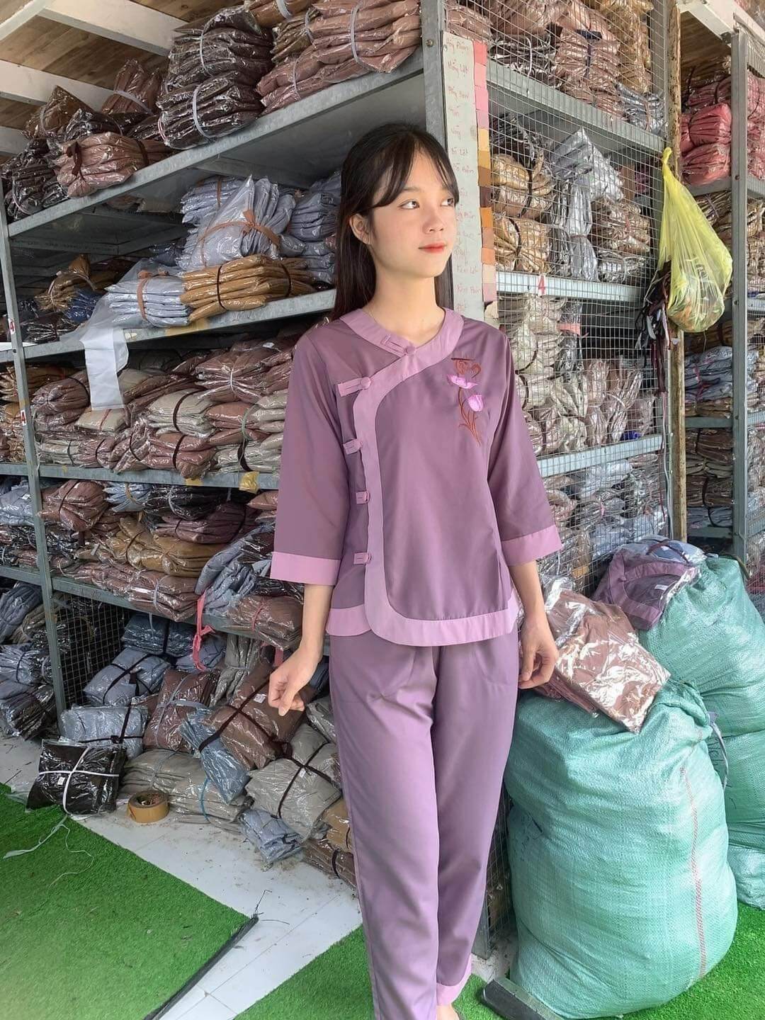 Đồ lam đi chùa tim phối (ruốc đậm)